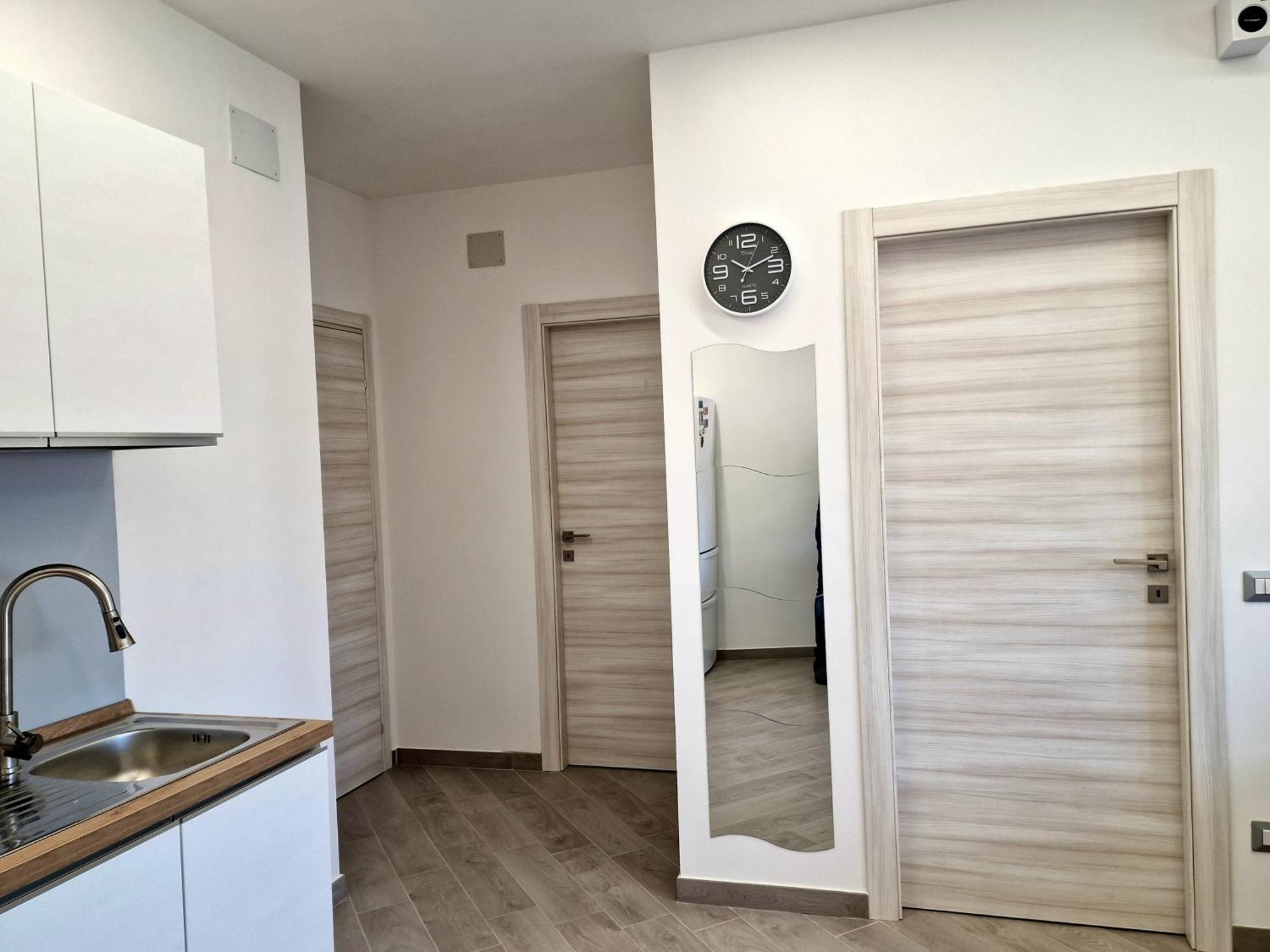Tower Apartments Terracina Exterior photo