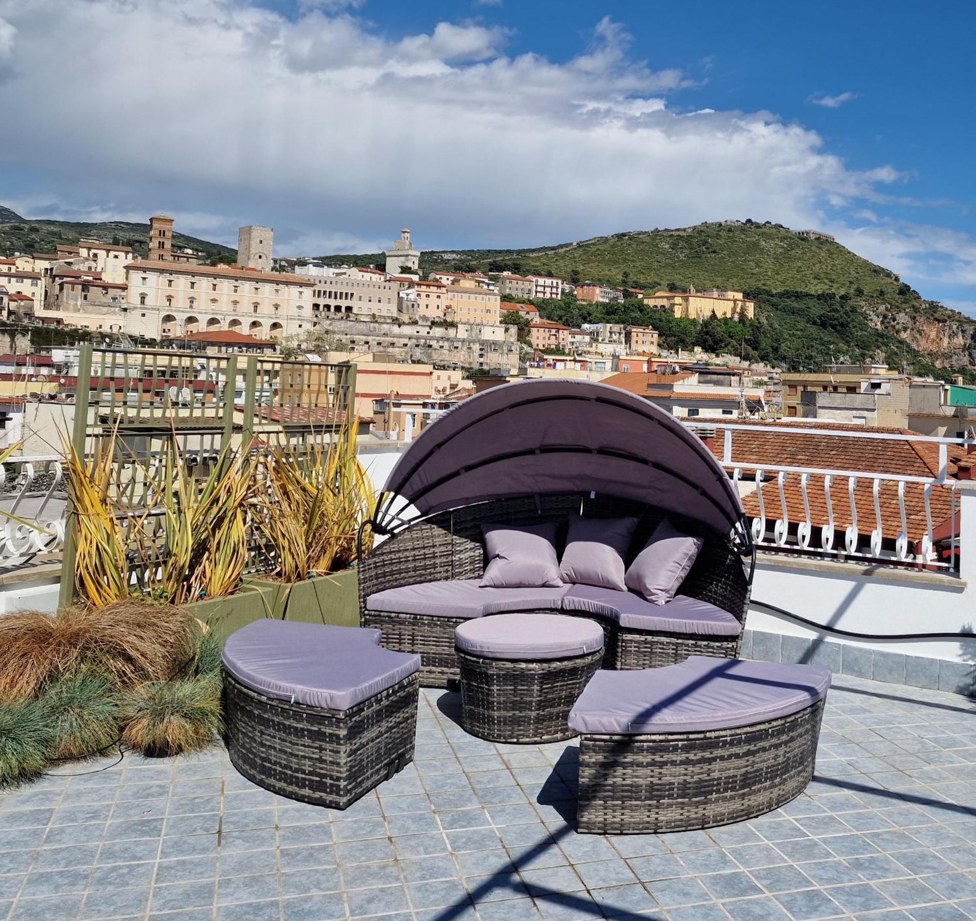 Tower Apartments Terracina Exterior photo